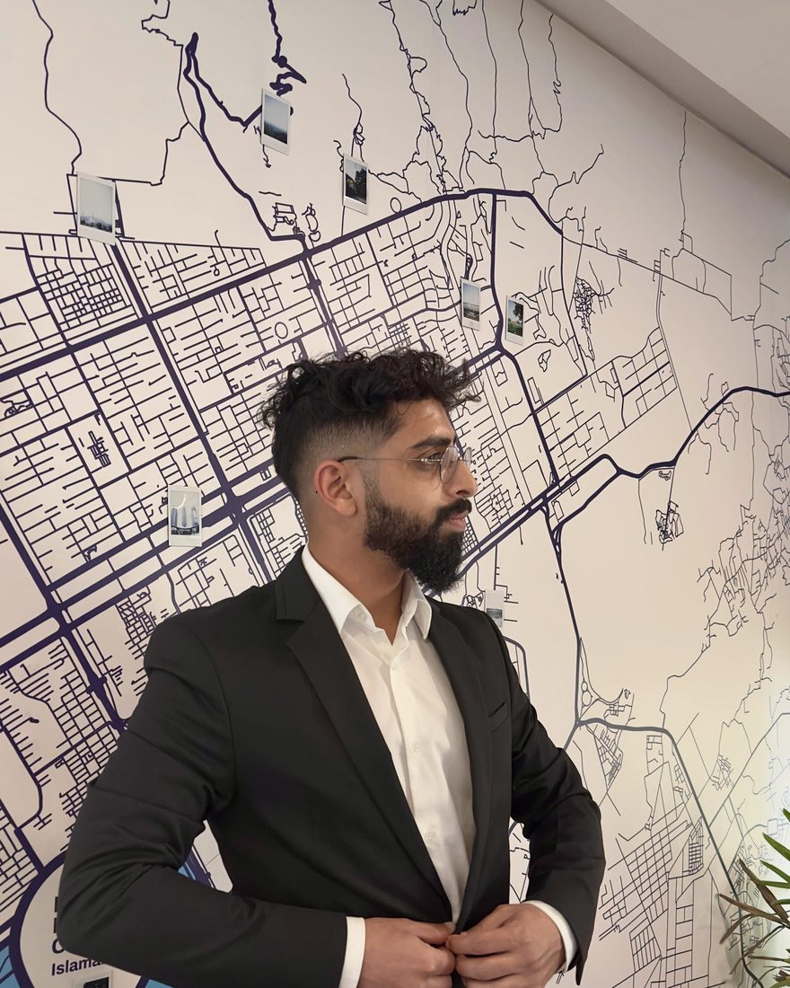 Mian Mansoor Ahmad, AI Strategy Consultant